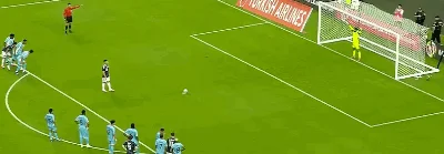 半场:阿根廷1-0洪都拉斯,劳塔罗点射破门,洛塞尔索中门框