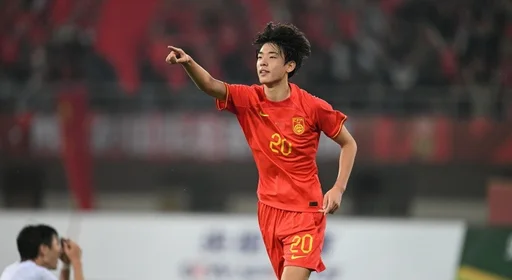 朱鹏宇:在国足和老大哥们学习受益匪浅,只有努力才不辜负期待