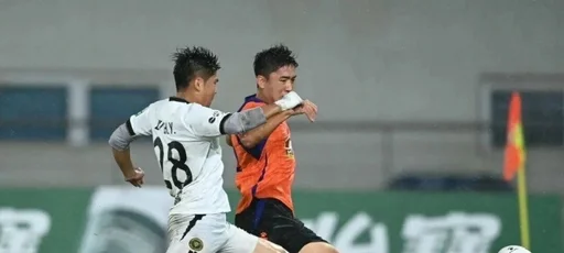 中乙第十一轮 十人厦门飞鹭客场0-1不敌温州 三连胜遭终结