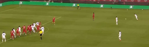 半场战报：加拿大0-0乌兹别克斯坦，肖穆罗多夫失单刀