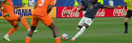 科特迪瓦0-0厄瓜多尔,约翰-耶博阿、阿兰-明达中柱