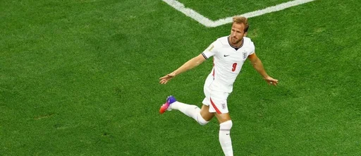 英格兰队展现强大实力,以4-0战胜对手